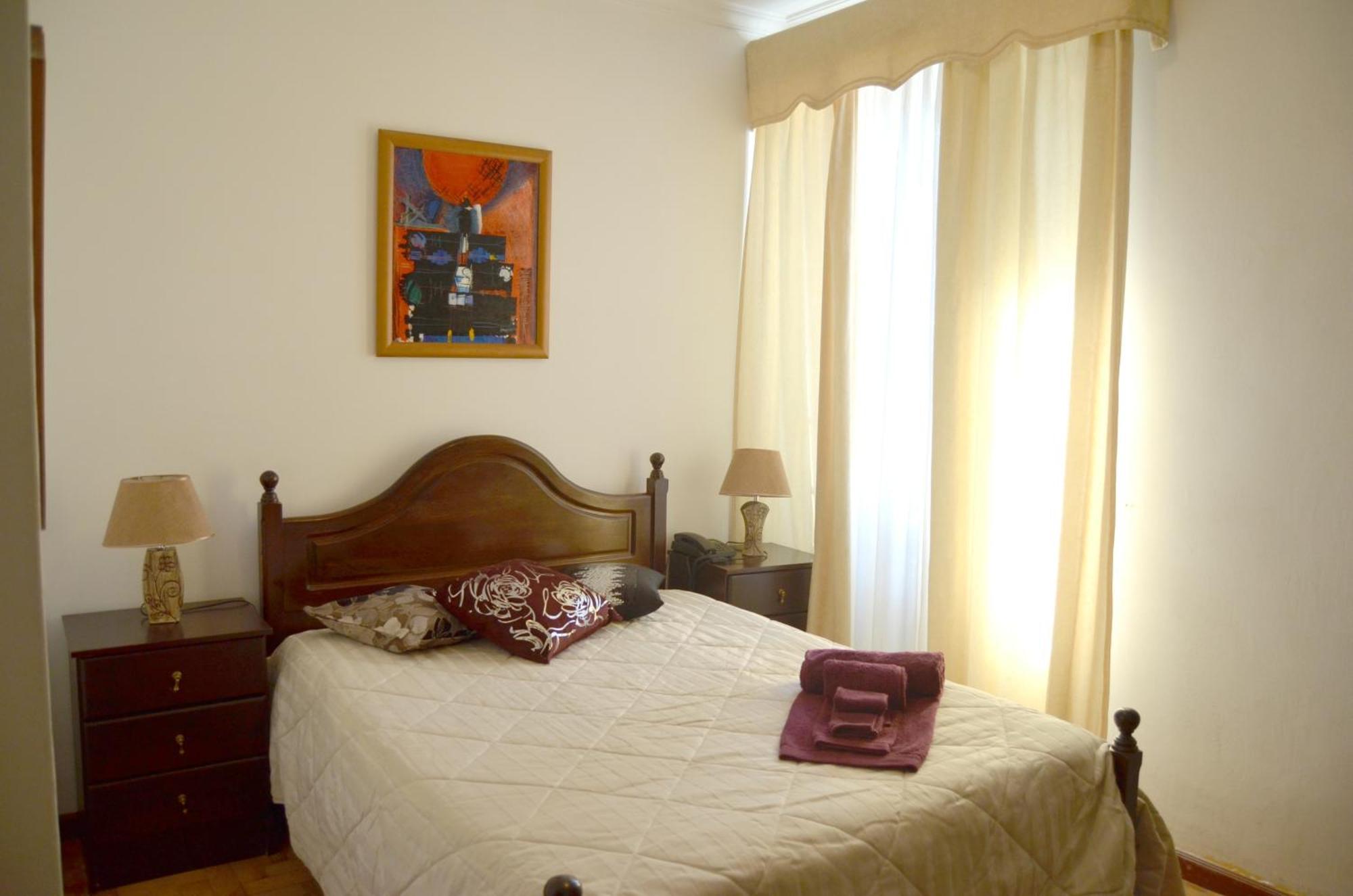 Residencia Filipe Hotel Guarda Phòng bức ảnh