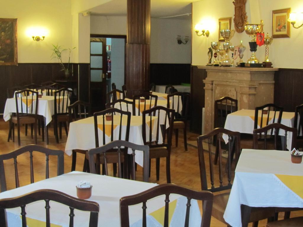 Residencia Filipe Hotel Guarda Ngoại thất bức ảnh