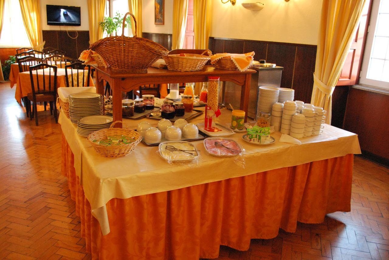 Residencia Filipe Hotel Guarda Ngoại thất bức ảnh