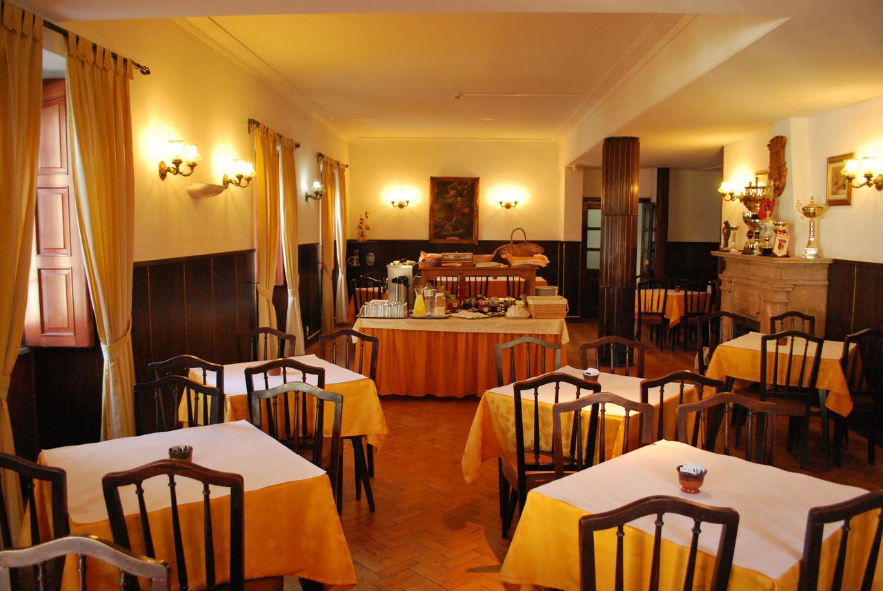 Residencia Filipe Hotel Guarda Ngoại thất bức ảnh